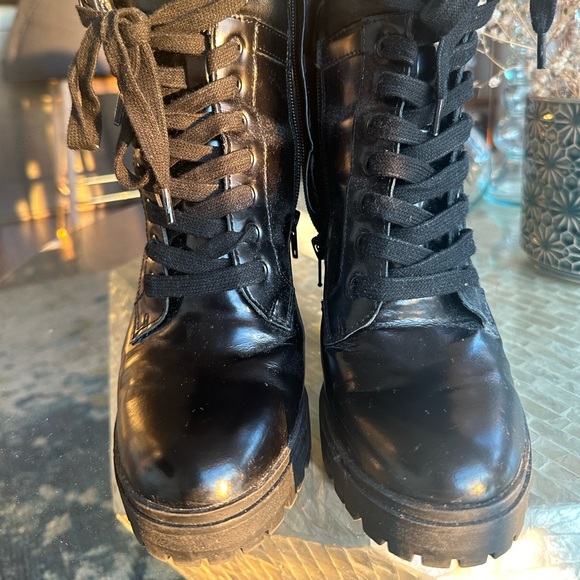 Aqua Combat Heel Boot - Picture 2 of 4